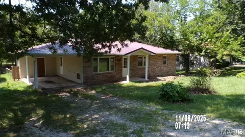 907 Belshe St, Richland, MO 65556