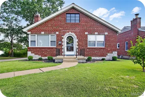 5500 Lindenwood, Saint Louis, MO 63109