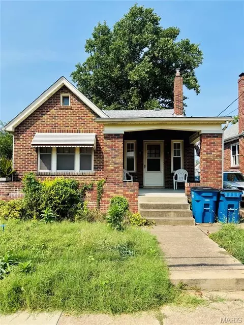 1505 Telegraph Rd, Lemay, MO 63125