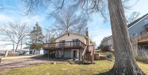 1790 Lakeshore Dr, Cuba, MO 65453