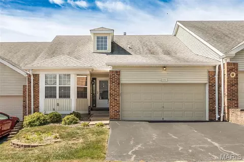 171 Baxter Heights Ct, Manchester, MO 63011 photo 1