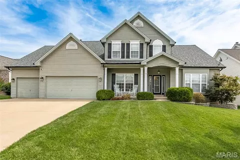26 Clear Meadows Ct, O'fallon, MO 63366