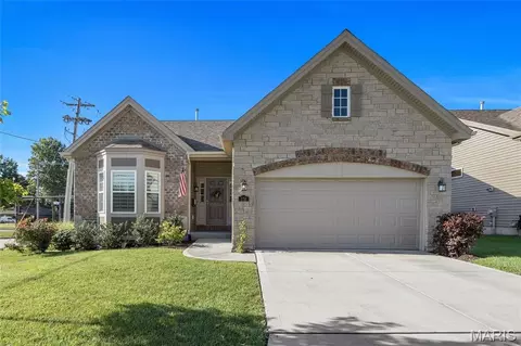 128 Dardenne Place Dr, Dardenne Prairie, MO 63368