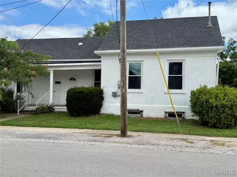 121 Logan St, Palmyra, MO 63461 photo 1