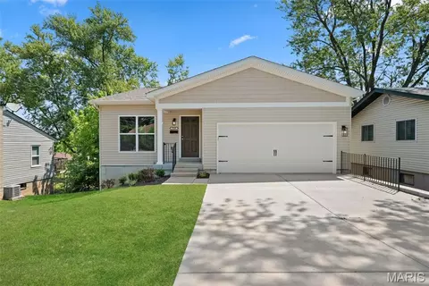 3360 Suncrest Ave, Saint Louis, MO 63114