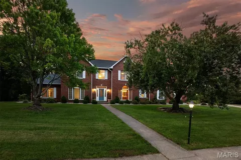 116 Fairwood Hills Rd, O'fallon, IL 62269