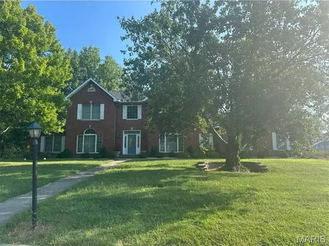 116 Fairwood Hills Rd, O'fallon, IL 62269
