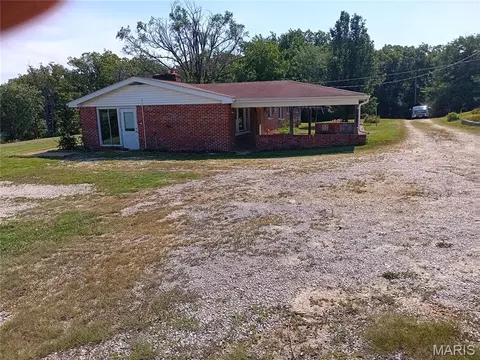 6105 Eime Rd, Cedar Hill, MO 63016