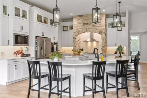 Kitchen - 115 Markham Trail Ln, Defiance, MO 63341 photo 1 of 7