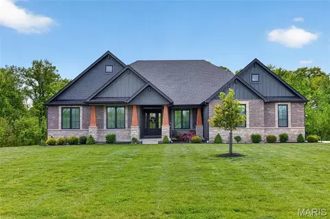 115 Markham Trail Ln, Defiance, MO 63341