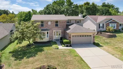 3805 Chardonnay Ct, Saint Charles, MO 63304