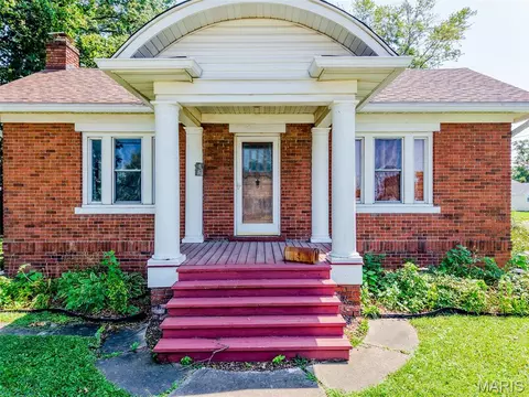514 W Us Highway 54, Vandalia, MO 63382