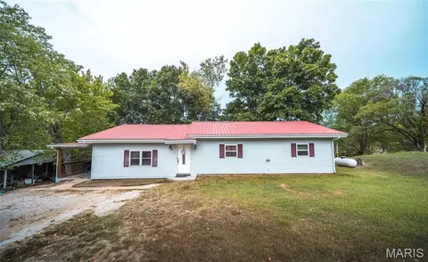 402 11th St, Crocker, MO 65452 photo 1