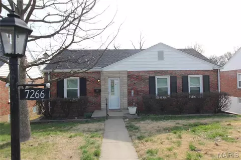 7266 Mackenzie Rd, Saint Louis, MO 63123