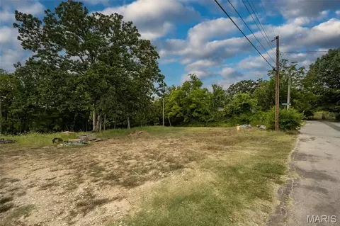 1924 Jennifer Lynn Ln, Arnold, MO 63010
