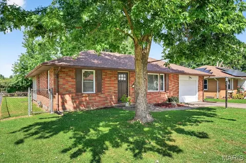 125 Roberts St, Jerseyville, IL 62052