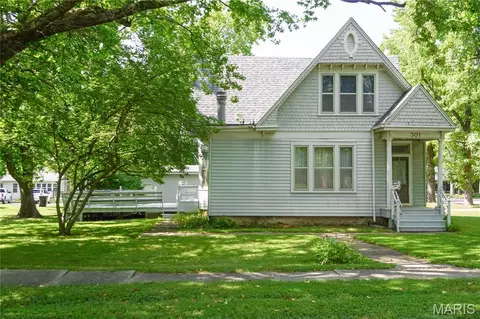 301 W Scioto St, Saint James, MO 65559