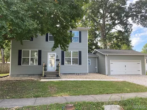 307 E Washington St, O'fallon, IL 62269