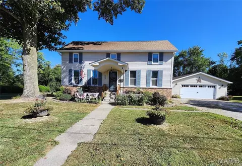 405 W 3rd North St, Mount Olive, IL 62069