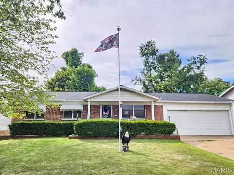 4143 Fuller Ln, Bridgeton, MO 63044