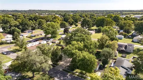 408 Indiana Ave, South Roxana, IL 62087