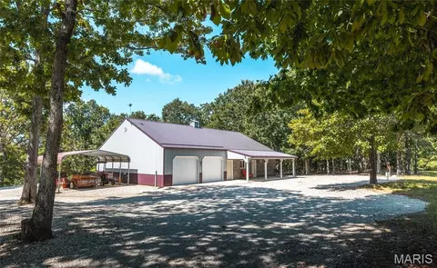 24418 Golden Beach Rd, Barnett, MO 65011