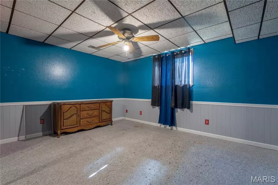 Bedroom - 136 Donna Dr, Hartford, IL 62048 photo 7 of 8