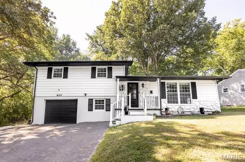 610 Bond Ave, Swansea, IL 62226