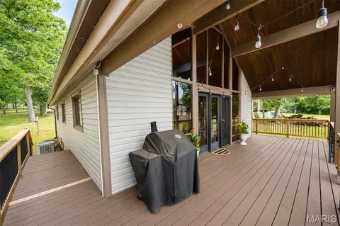 Exterior - 1382 Osage Rd, Cuba, MO 65453 photo 6 of 12