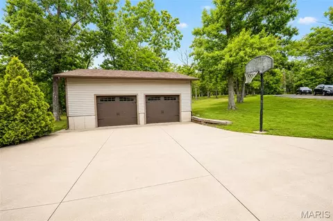 Exterior - 1382 Osage Rd, Cuba, MO 65453 photo 5 of 12