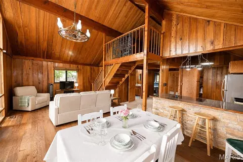 Dining - 1382 Osage Rd, Cuba, MO 65453 photo 1 of 3