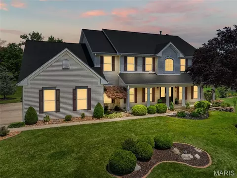 2622 Whitetail Ln, O'fallon, MO 63368