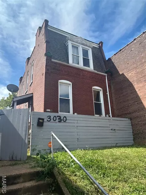 3030 Chippewa St, Saint Louis, MO 63118