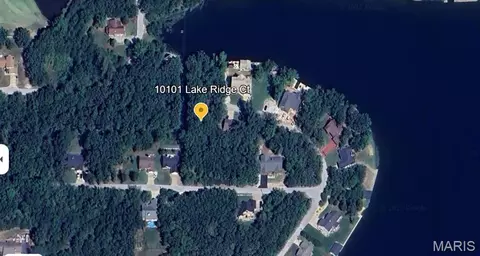 10101 Lake Ridge Ct, Hillsboro, MO 63050