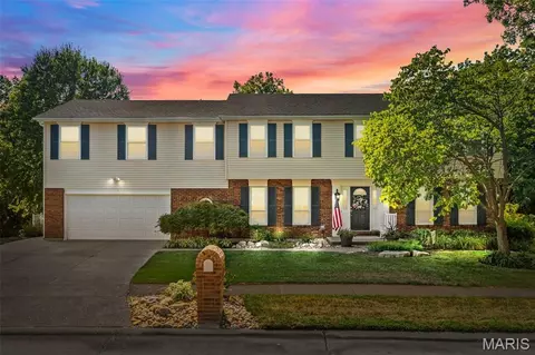 5317 Hamlin Ct, Saint Louis, MO 63128