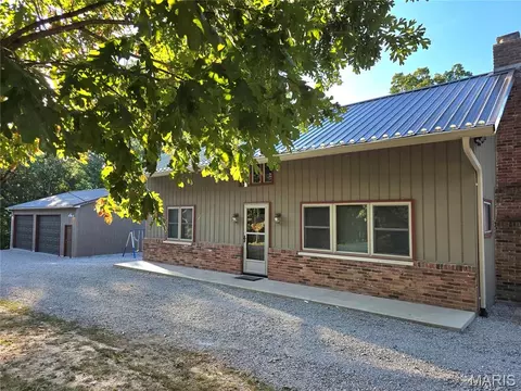 11280 Panther Ridge Dr, Sainte Genevieve, MO 63670