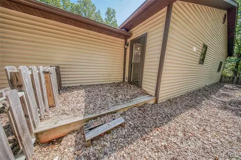 Exterior - 283 Broken Post Dr, Richland, MO 65556 photo 4 of 29