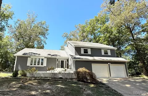 10776 Northview Dr, Dexter, MO 63841