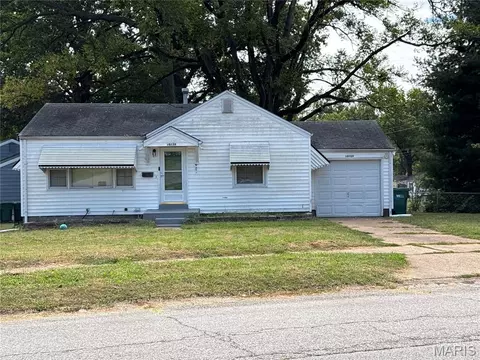 10139 Cabot Dr, Saint Louis, MO 63137