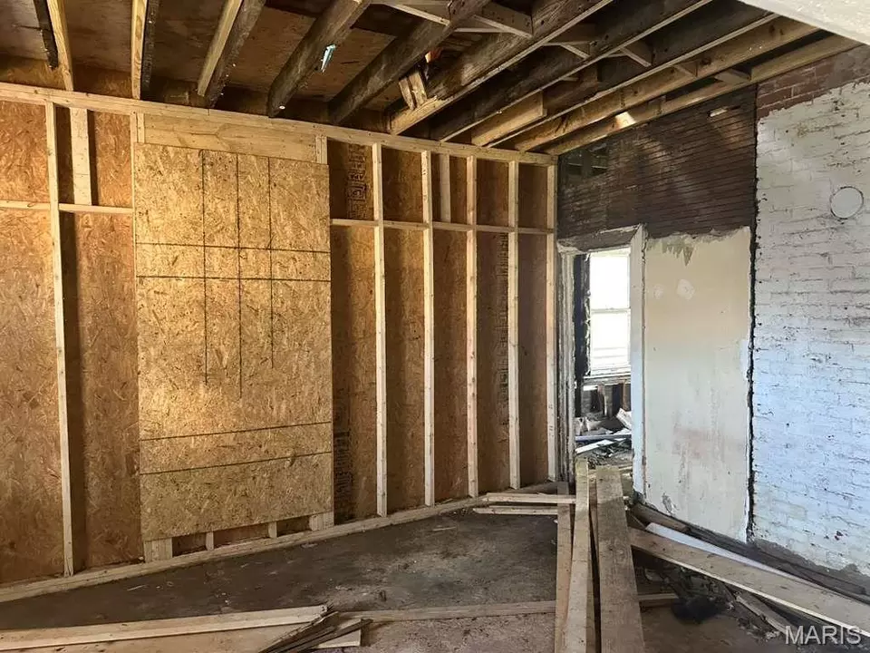 Other - 6512 Etzel Ave, University City, MO 63130 photo 5 of 10
