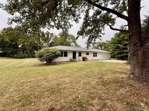 431 Winter Dr, Saint James, MO 65559