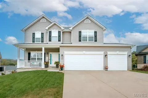 2794 Red Maple Dr, Barnhart, MO 63012