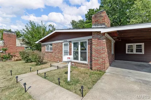 3672 Marshall Ave, Saint Louis, MO 63114