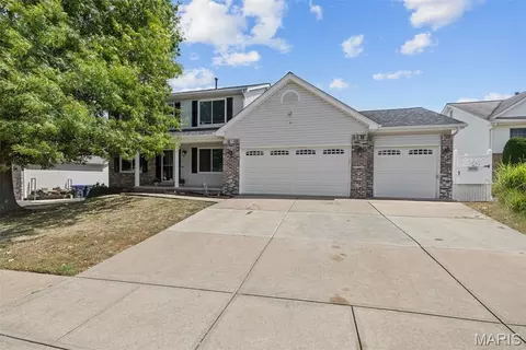 6 Covered Wagon Trail Ct, Saint Peters, MO 63376