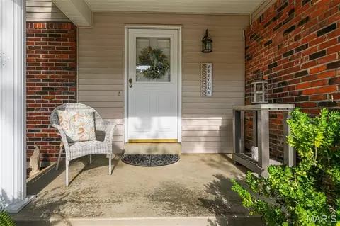 Exterior - 730 Galway Dr, Manchester, MO 63021 photo 5 of 6