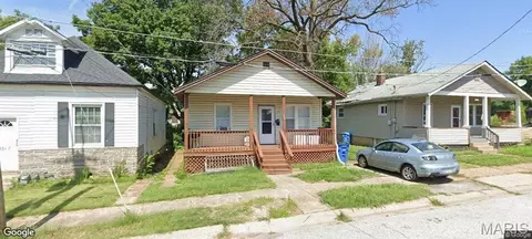 5819 Helen Ave, Jennings, MO 63136