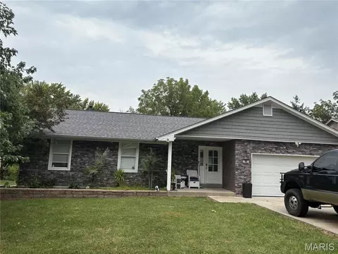 88 Spencer Trl, Saint Peters, MO 63376