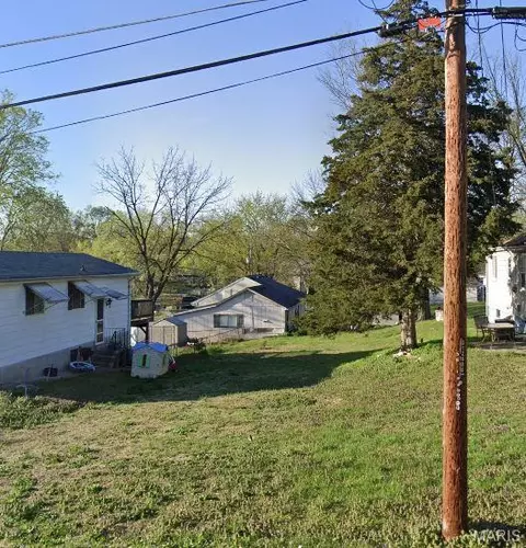 5615 Willard Ave, Affton, MO 63123