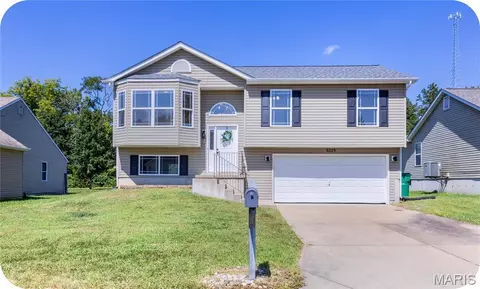 6229 Twin Springs Blvd, Cedar Hill, MO 63016