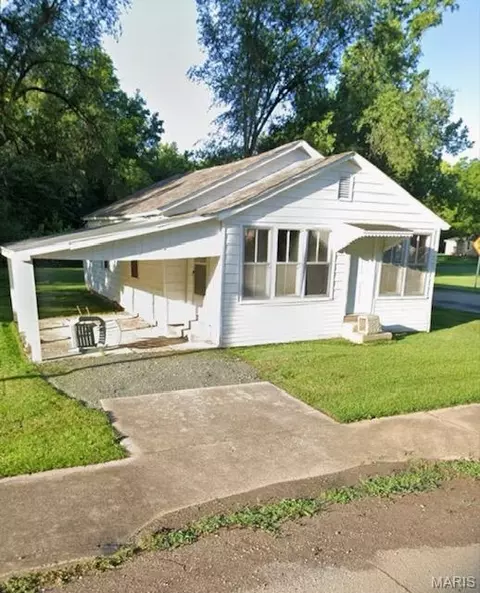 500 Elvins Blvd, Park Hills, MO 63601